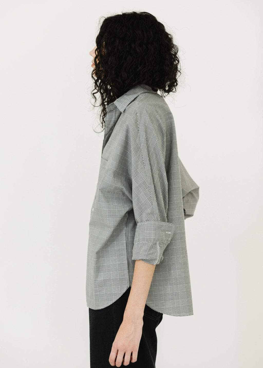 Frank & Eileen 'Oona' Button-Up in Black & White Plaid MoistureWicking Fabric