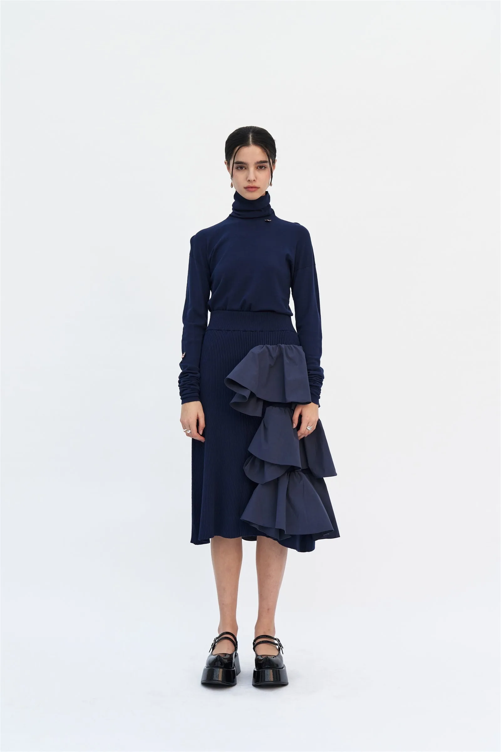 WILLANI SEAMLESS KNITTED TURTLENECK PULLOVER LatticeKnit