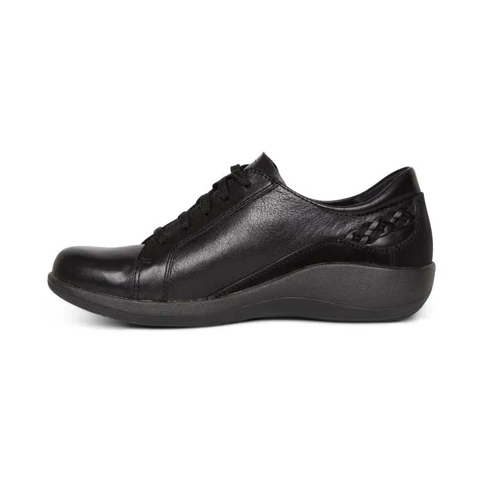 Chic Look Freedom Walk Womens Aetrex Dana Lace Up Oxford in Black