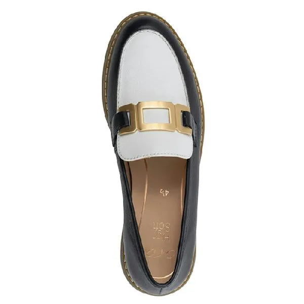 Move Free Light Hike Womens Ara Katsura in Navy/White