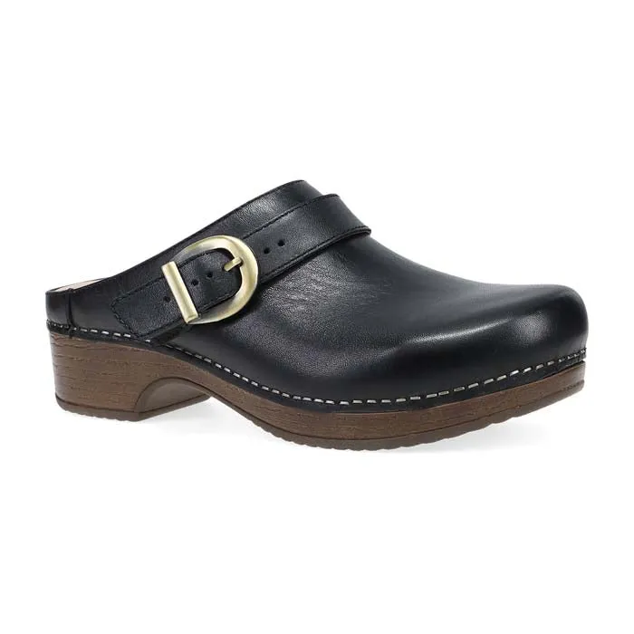 Womens Dansko Baylor in Black Follow Hike