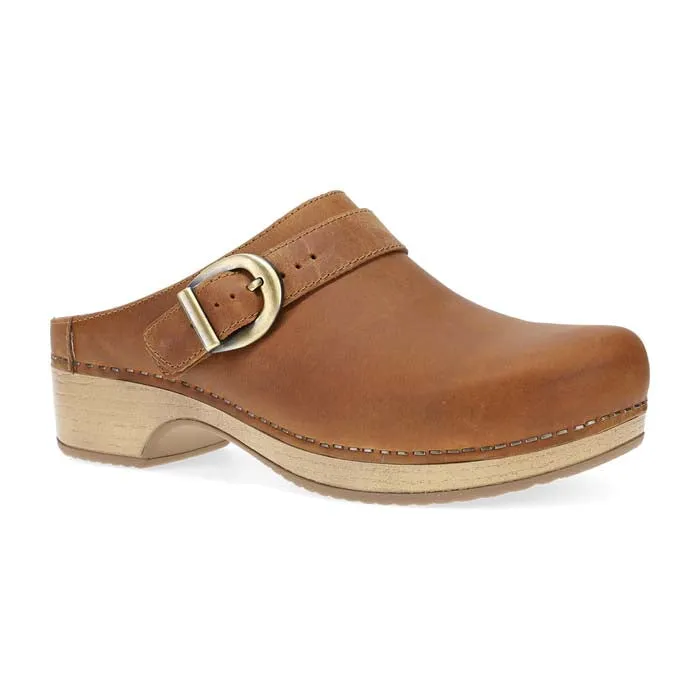 Antibacterial Natural Fiber Textiles Womens Dansko Baylor in Tan