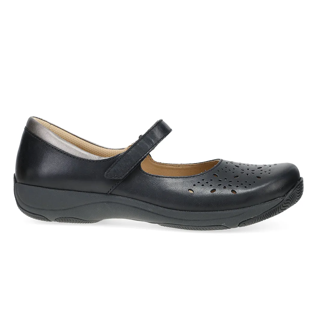 Womens Dansko Stacy in Black Walk in Style