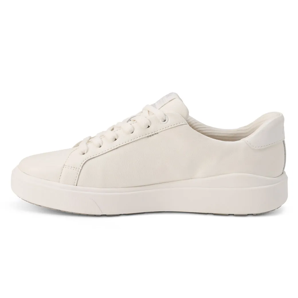 Womens Kizik Vegas 2 in Bright White Casual Wear