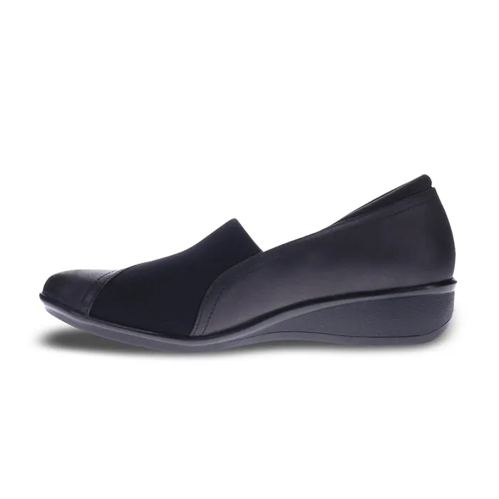 Womens Revere Naples in Onyx Arch Care Street Smart