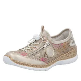 Open Walk Valley Step Womens Rieker Nikita V1 in Muschel/Multi/Lightgold/Perle