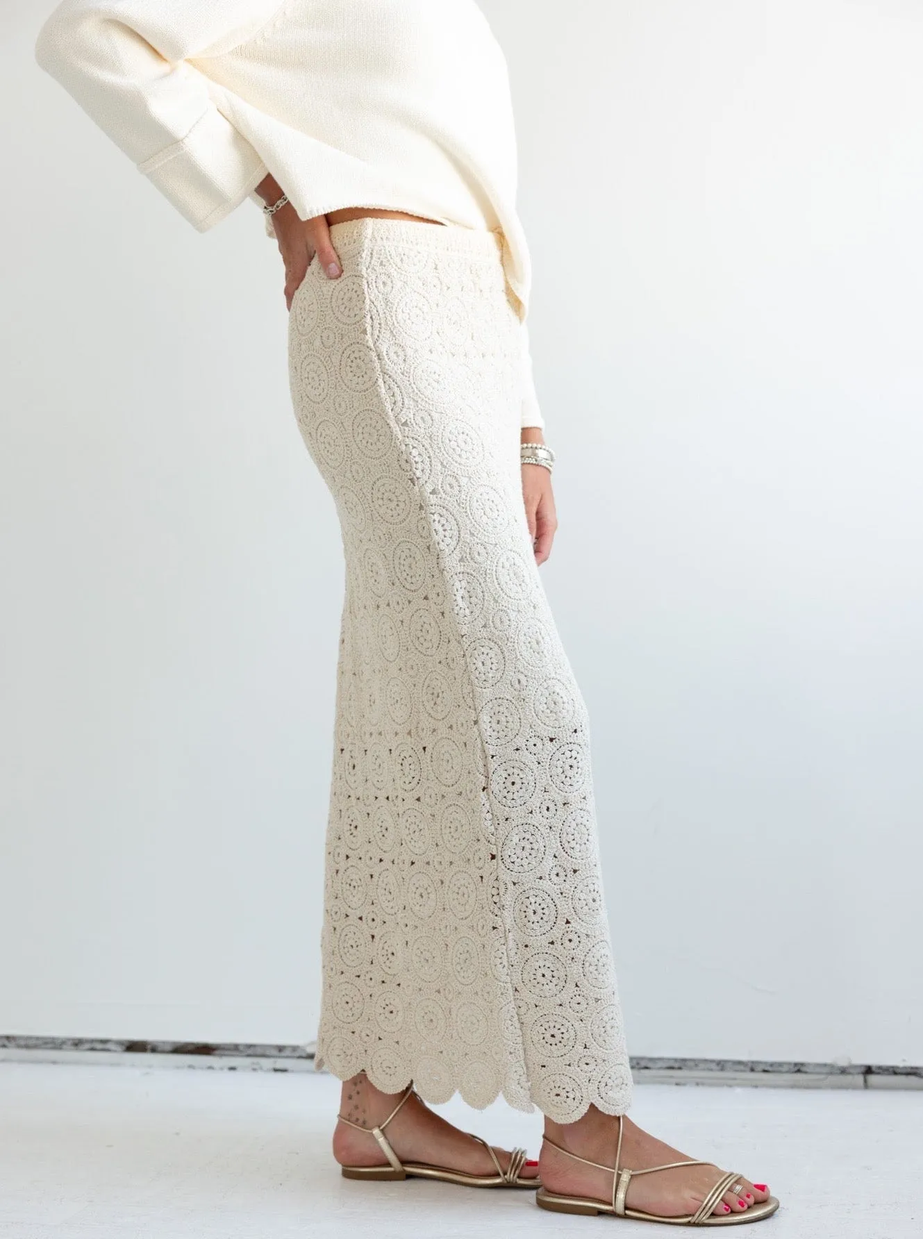 Alyssa Crochet Skirt Waist Defining