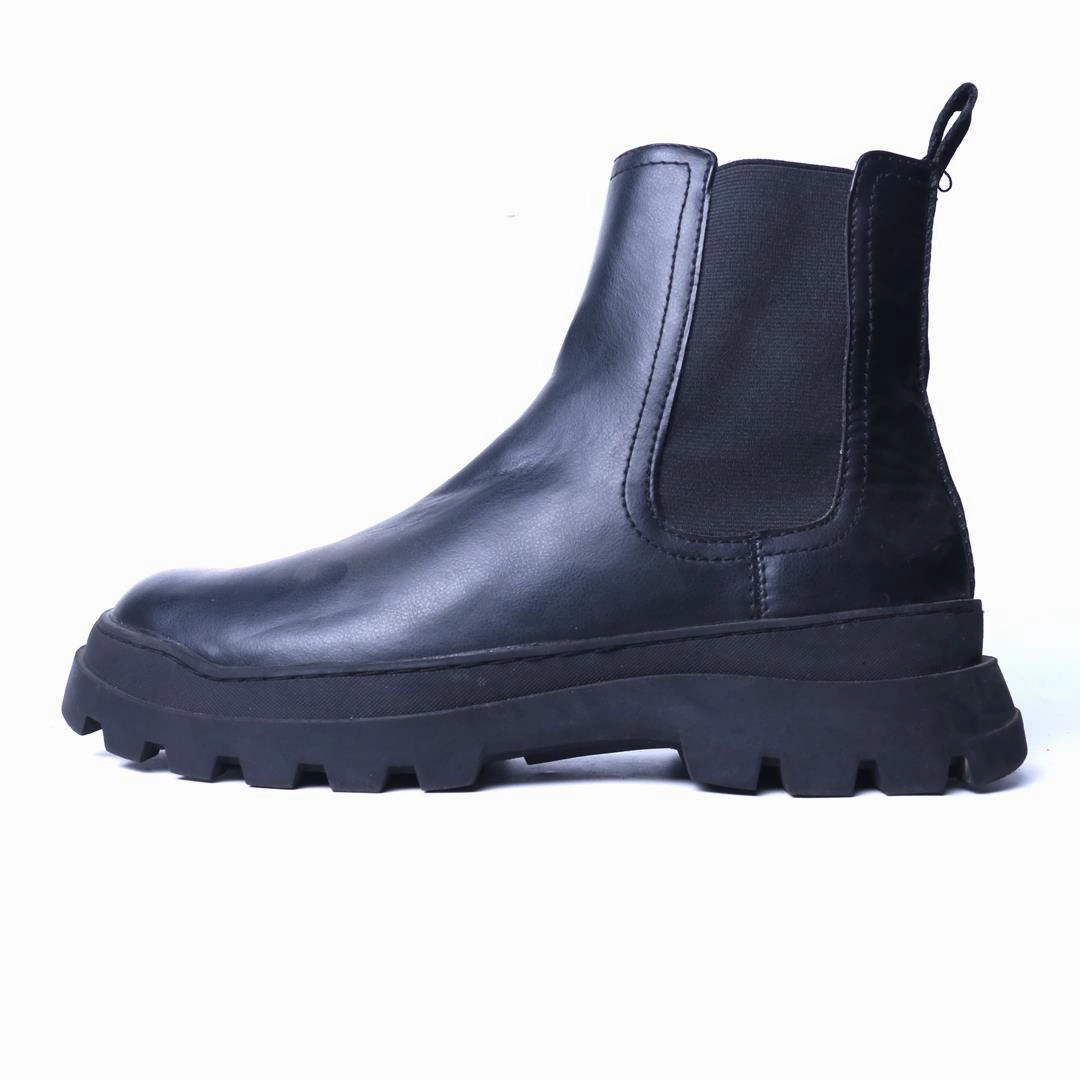 ZARA. . Trust Walk Weather Guard