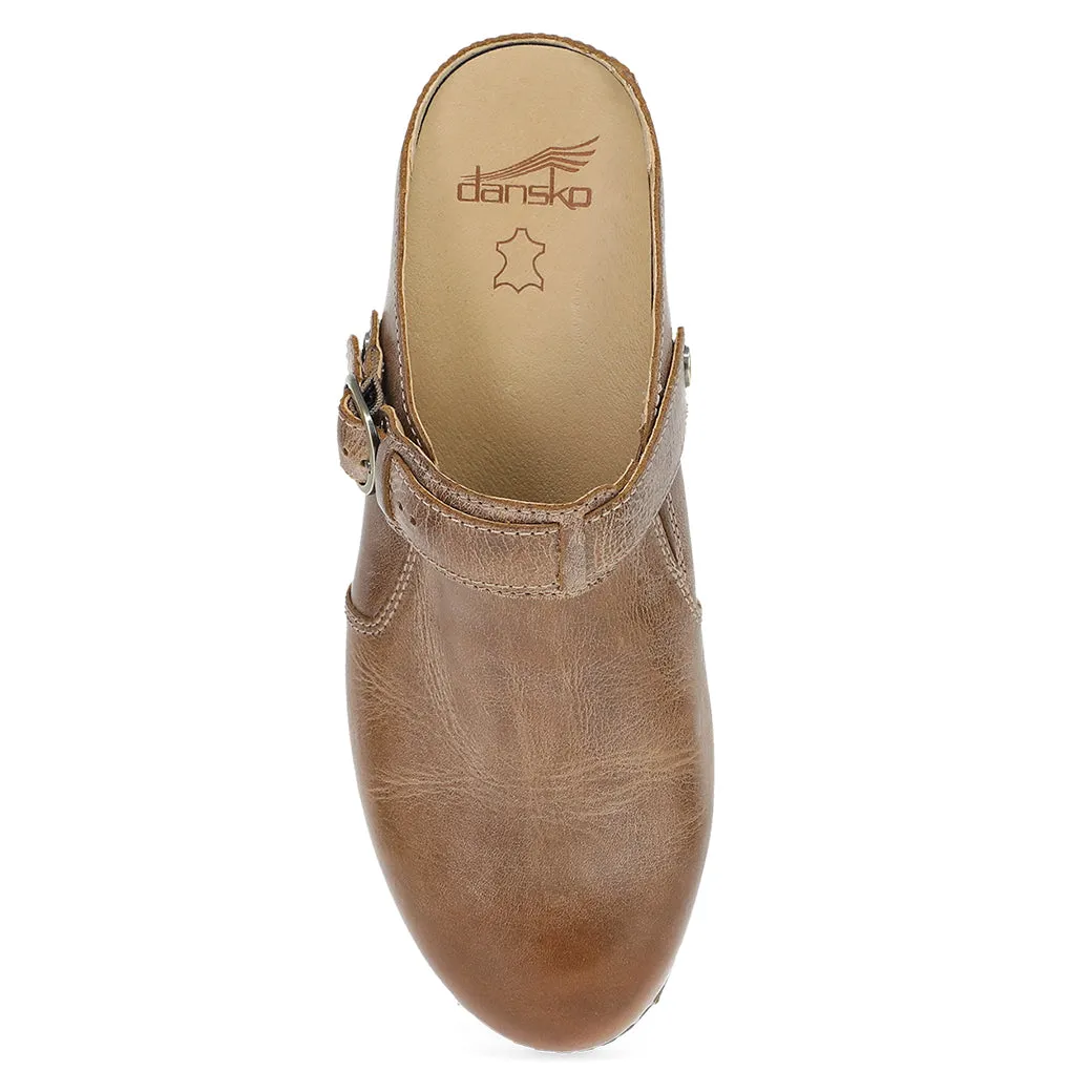 Womens Dansko Millie in Tan Fast Dry